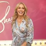 Jennie Garth’s gray floral print dress on Sherri
