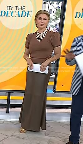 Jill’s brown puff sleeve top on Today