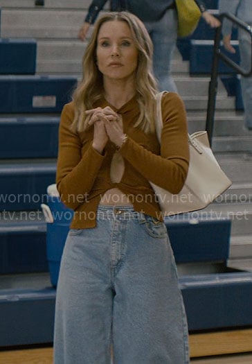 Joanne’s brown twisted cutout top on Nobody Wants This