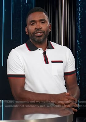 Justin’s white contrast polo on E! News