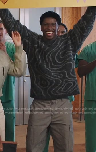 Lando’s black swirl print sweater on All American Homecoming