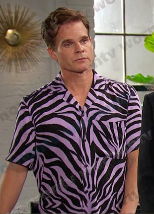 Leo’s pink zebra print shirt on Days of our Lives
