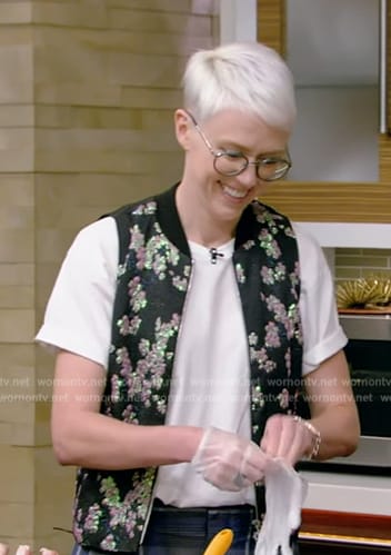 Lish Steiling’s floral jacquard vest on Live with Kelly and Mark