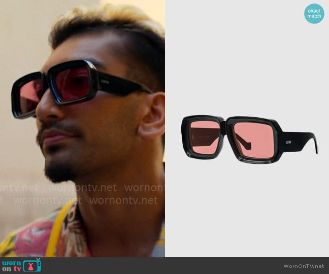 Loewe Oversized Square Monochromatic Sunglasses worn by Dionysus (Nabhaan Rizwan) on Kaos