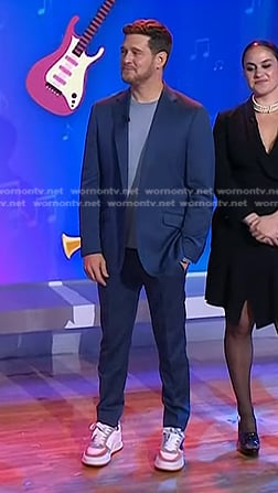 Michael Bublé’s Canadian sneakers on Today
