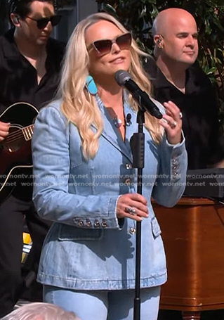 Miranda Lambert’s denim blazer on The Kelly Clarkson Show