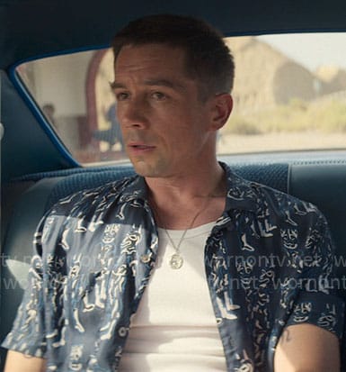 Orpheus’s blue printed shirt on Kaos