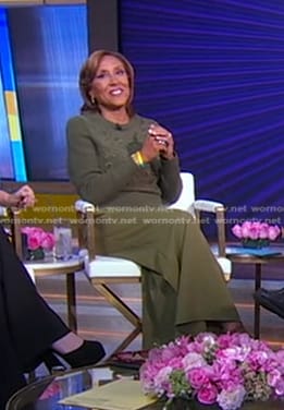 Robin’s green floral knit sweater and wide-leg pants on Good Morning America