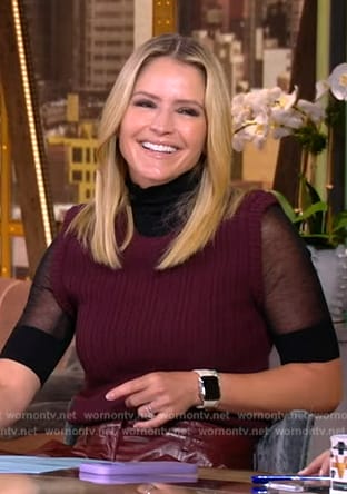Sara’s burgundy short sleeve sweater on The View