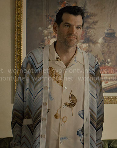 Sasha’s printed shirt and zig zag cardigan on Nobody Wants This