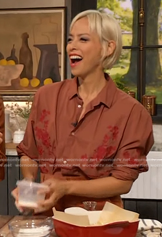 Pilar Valdes’s brown embroidered shirt on The Drew Barrymore Show