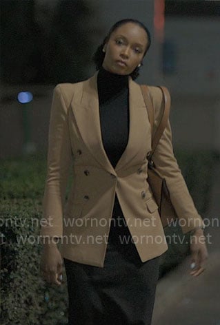 Andrea’s beige blazer on The Lincoln Lawyer