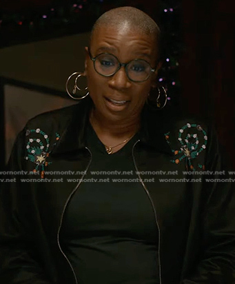 Hen’s black floral embroidered bomber jacket on 9-1-1
