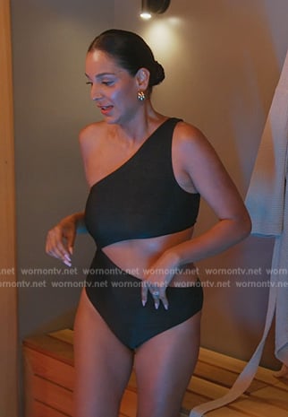 Jessel’s black one shoulder cutout swimsuit on The Real Housewives of New York City