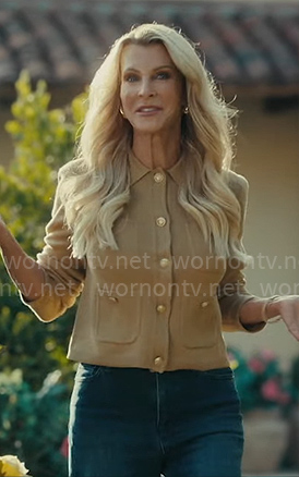 Joan’s beige cardigan on Quaker Oats commercial