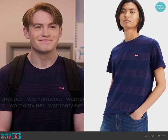Levis Original Housemark Tee worn by Nick Nelson (Kit Connor) on Heartstopper
