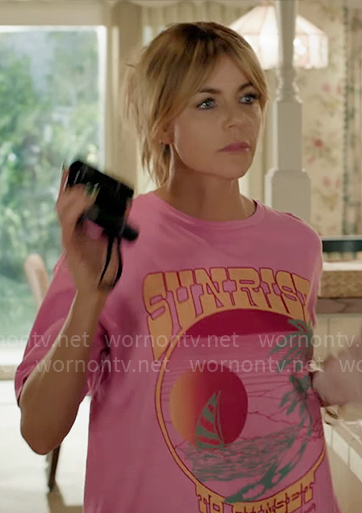 Morgan’s pink sunrise graphic t-shirt on High Potential