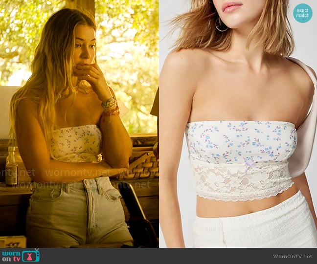 Out From Under Angel Eyes Lace Bandeau in Soft Blue Ditzy worn by Sarah Cameron (Madelyn Cline) on Outer Banks
