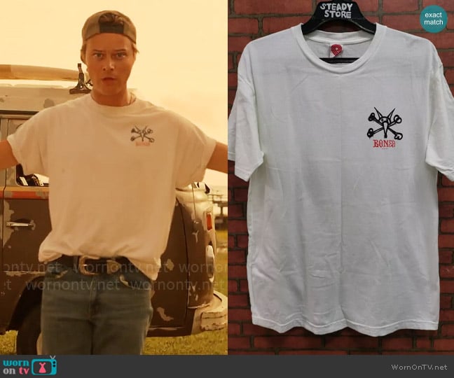 Powell Peralta Vintage Rat Bones T-shirt worn by JJ (Rudy Pankow) on Outer Banks