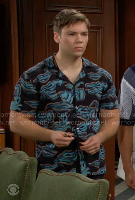 RJ’s black and turquoise printed shirt on The Bold and the Beautiful