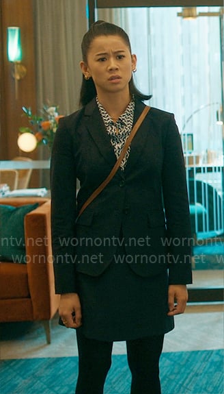 Sarah’s black blazer on Matlock