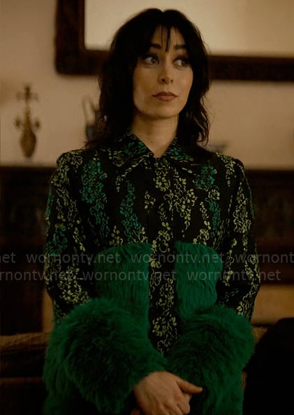 Sofia’s green fur detail jacket and skirt set on The Penguin