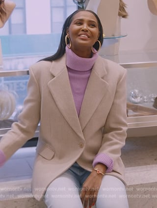 Ubah’s gold heart bracelet on The Real Housewives of New York City