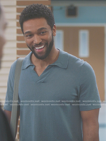 Winston’s blue polo shirt on Greys Anatomy