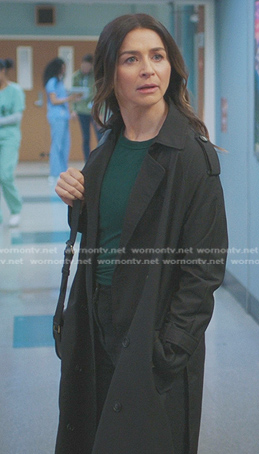 Amlia’s black trench coat and crossbody bag on Greys Anatomy