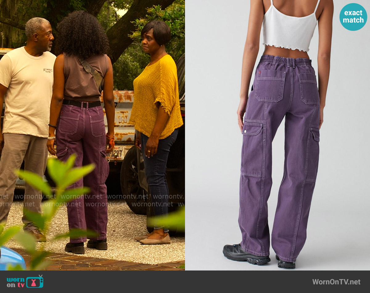 BDG RU Slouchy Skate Jean worn by Cleo (Carlacia Grant) on Outer Banks