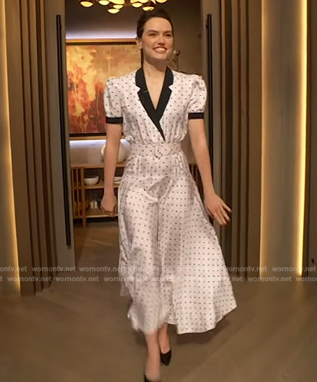 Daisy Ridley’s white contrast polka dot dress on The Drew Barrymore Show