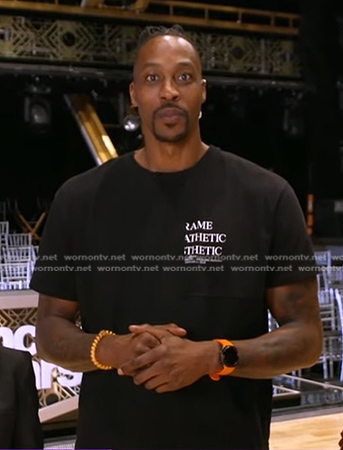 Dwight Howard’s black print tee on Good Morning America