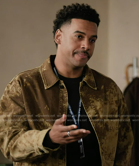 Tariq’s brown suede jacket on Abbott Elementary