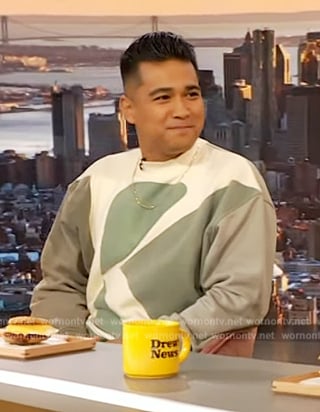 Jordan Andino’s patterned sweatshirt on The Drew Barrymore Show