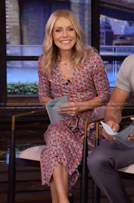 Kelly’s geometric print wrap dress on Live with Kelly and Mark