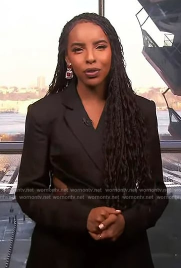 Mona’s black cutout blazer on Extra