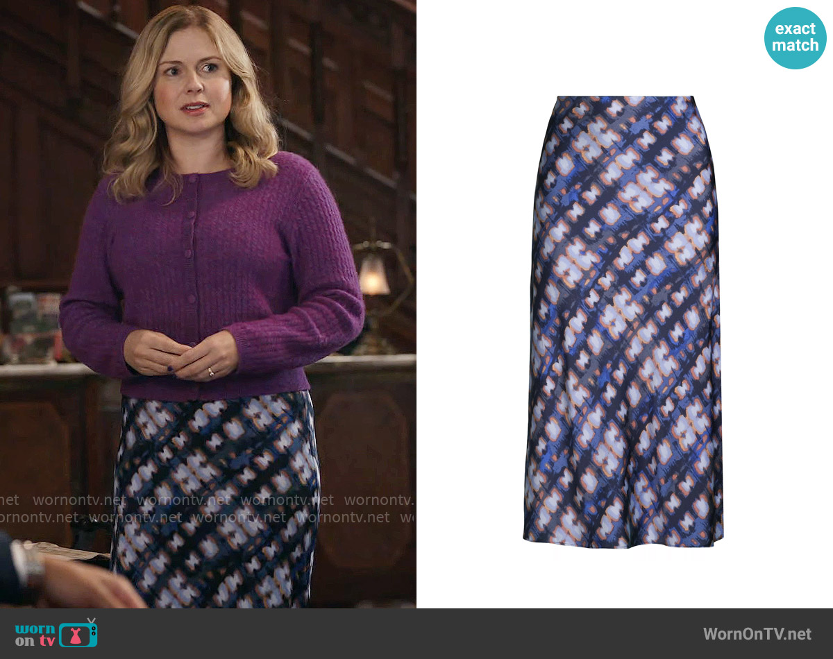 Nic + Zoe Shibori Glow Slip Skirt worn by Sam (Rose McIver) on Ghosts