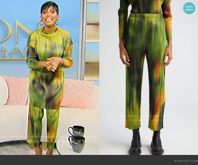 Pleats Please Issey Miyake Abstract Print Pleated Ankle Pants worn by Tamron Hall on Tamron Hall Show