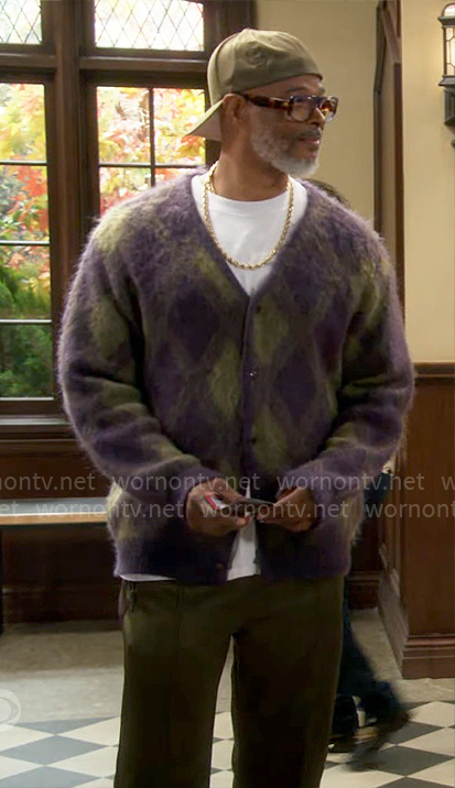 Poppa’s purple diamond print cardigan on Poppas House