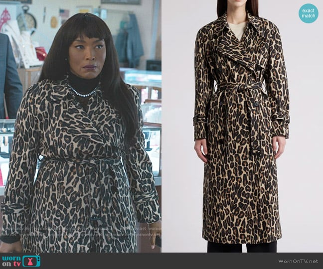 Theory Relaxed Trench Coat  in Beige Multi worn by Athena Grant (Angela Bassett) on 9-1-1