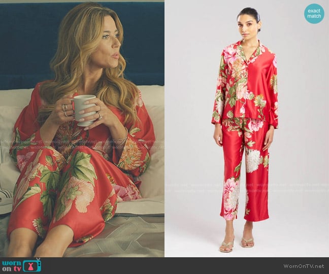 Natori Caterina Notch Pj in Red Combo worn by Margo Starling (Linda Cardellini) on No Good Deed