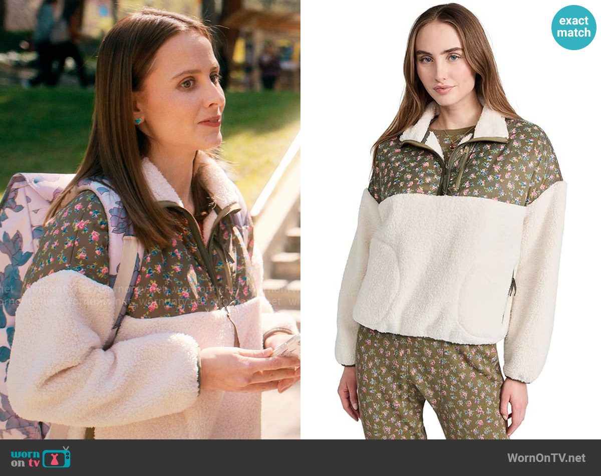 The Great Outdoors The Plush Colorblock Terrain Half Zip worn by Kimberly Finkle (Pauline Chalamet) on The Sex Lives of College Girls