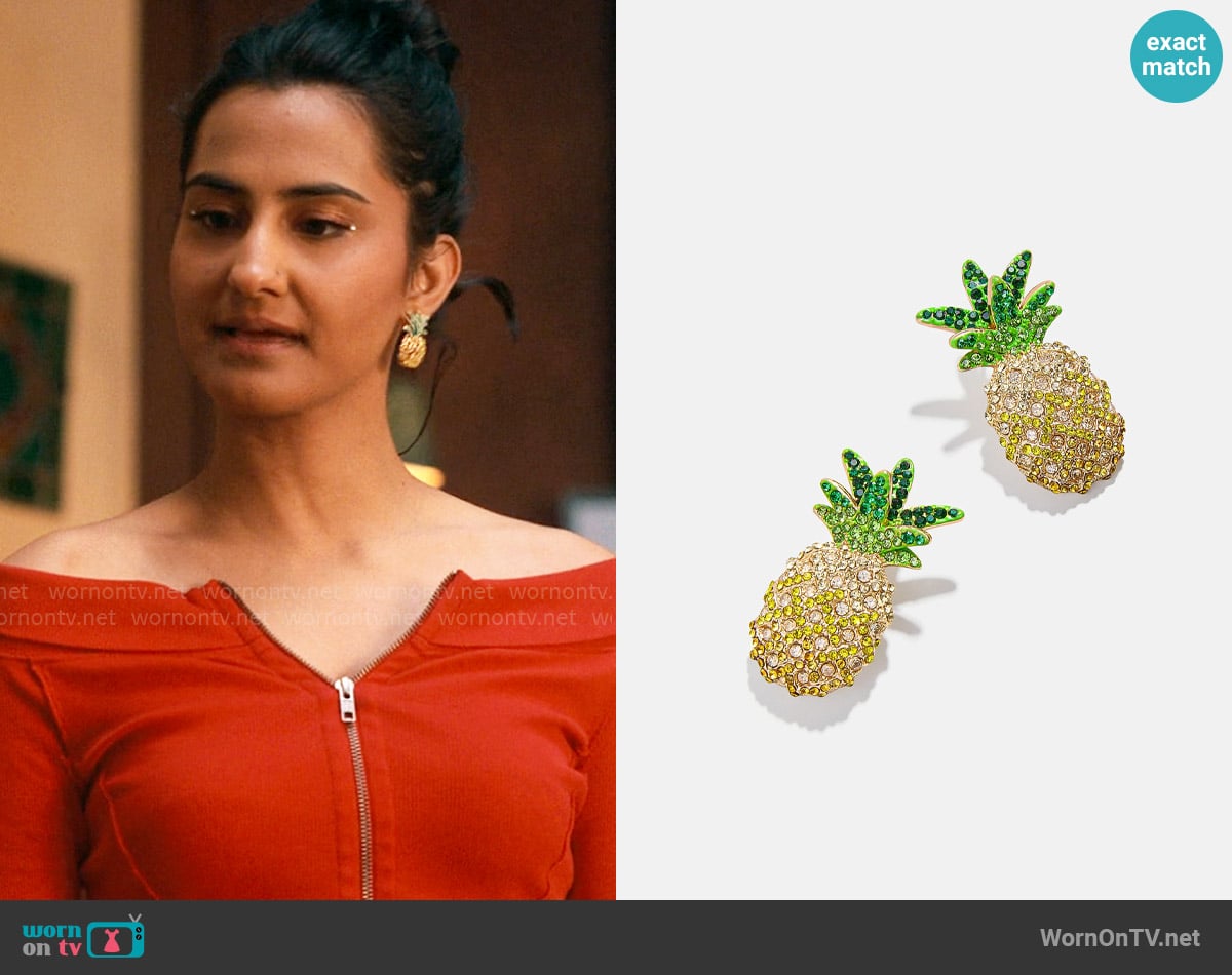 Baublebar Looking Pine Earrings worn by Bela Malhotra (Amrit Kaur) on The Sex Lives of College Girls