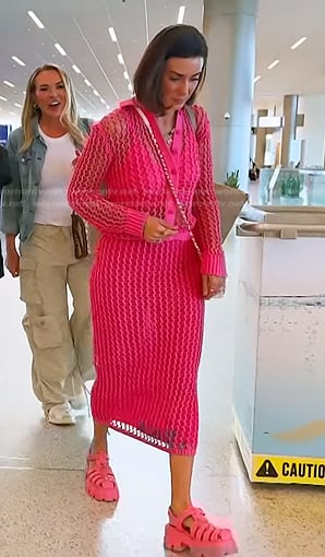 Bronwyn’s pink open knit cardigan and skirt on The Real Housewives of Salt Lake City