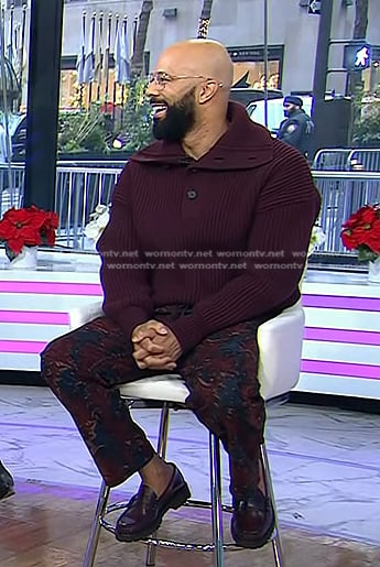 Common’s burgundy ribbed sweater and print pants on Today
