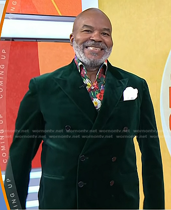 David Alan Grier’s green velvet blazer on Today