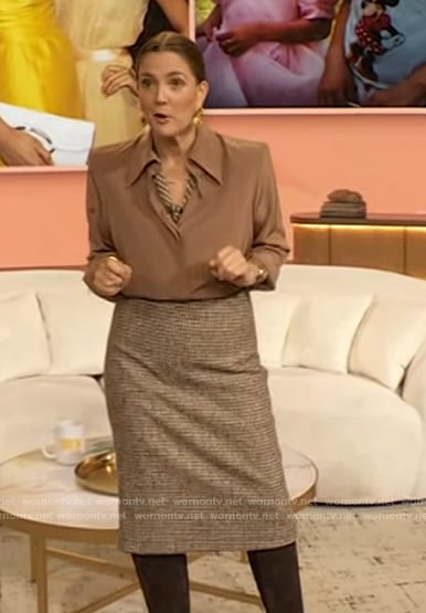 Drew’s tweed midi skirt on The Drew Barrymore Show
