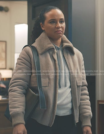Kaya’s hooded sweater and suede jacket on Elsbeth