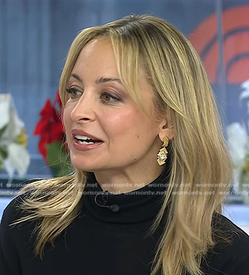 Nicole Richie’s gold drop earrings on Today