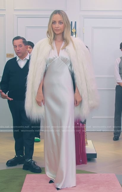 Nicole’s ivory satin gown on Paris and Nicole The Encore